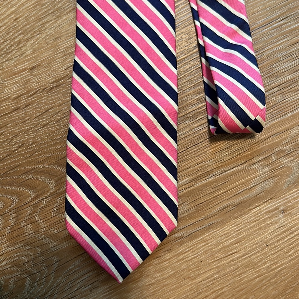 Brooks brothers neck tie